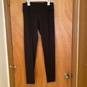 Felina black leggings